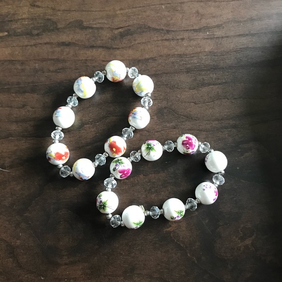 Bracelets - Picture 2 of 3